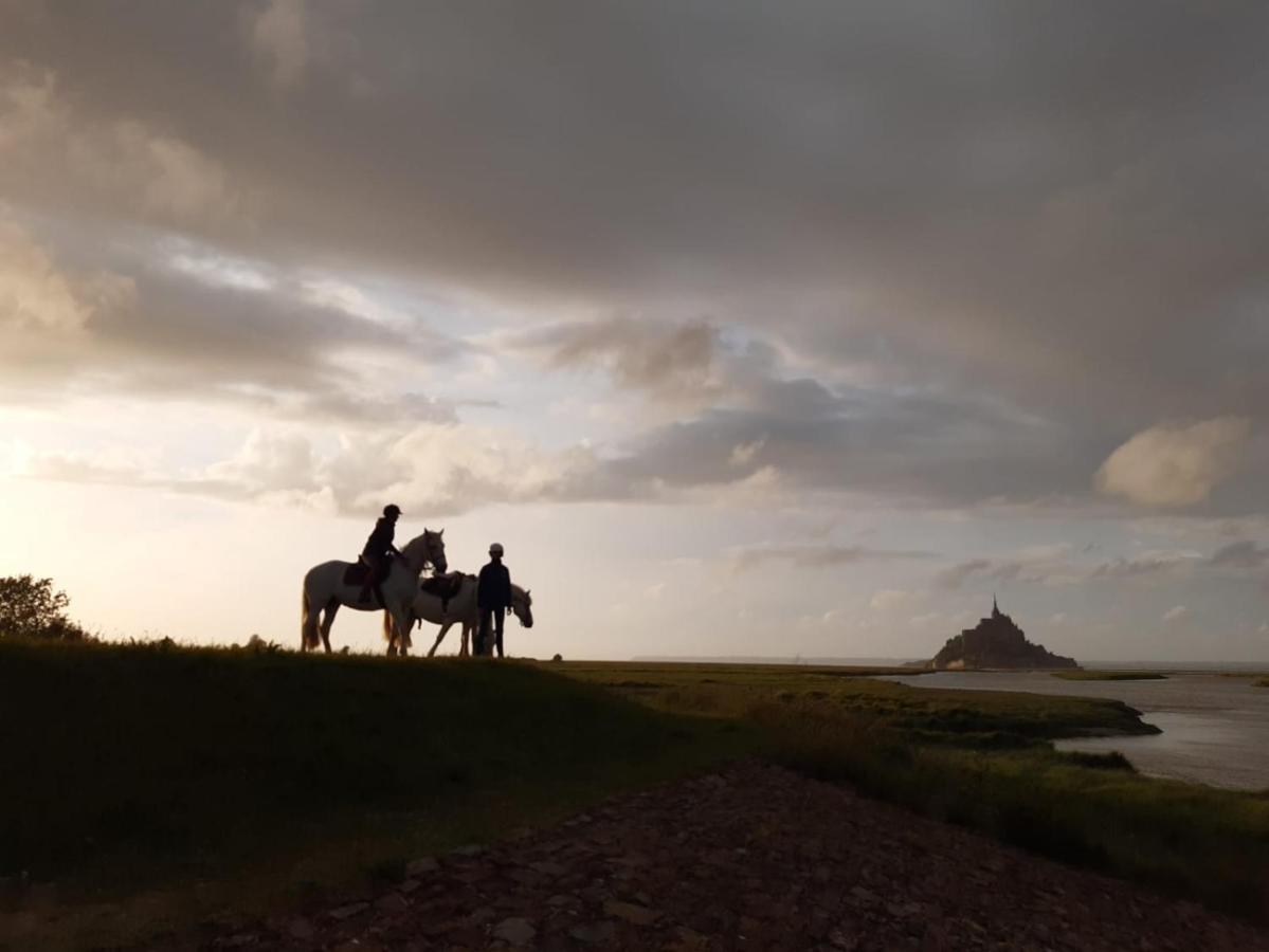 Gite Le Chausey Mont Saint Michel ポントルソン エクステリア 写真